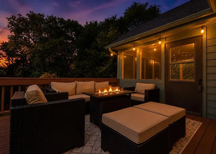Fox Wood Path Getaway *